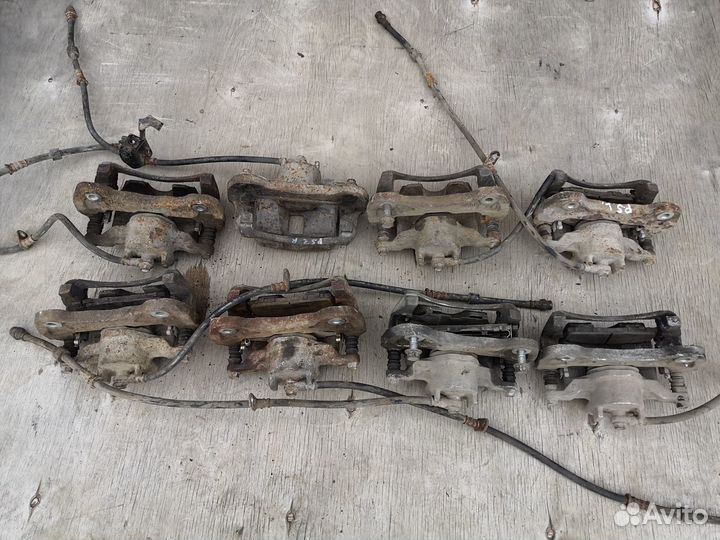 Mitsubishi Pajero sport 2 L200 суппорт передний