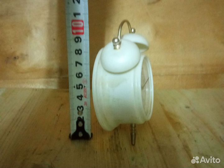 Часы будильник СССР