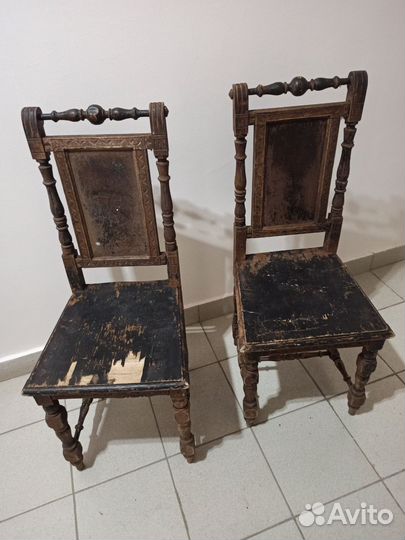 За 2 старинных стула