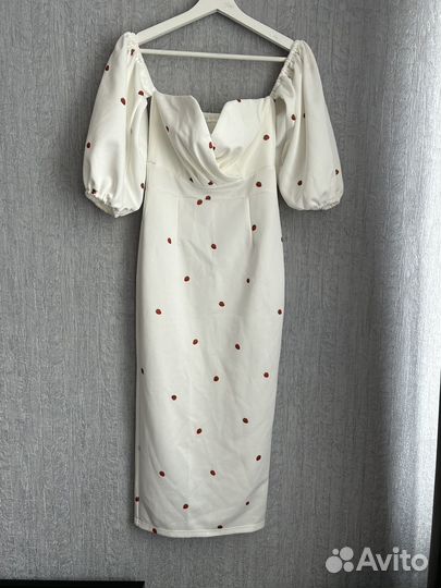 Платье женское