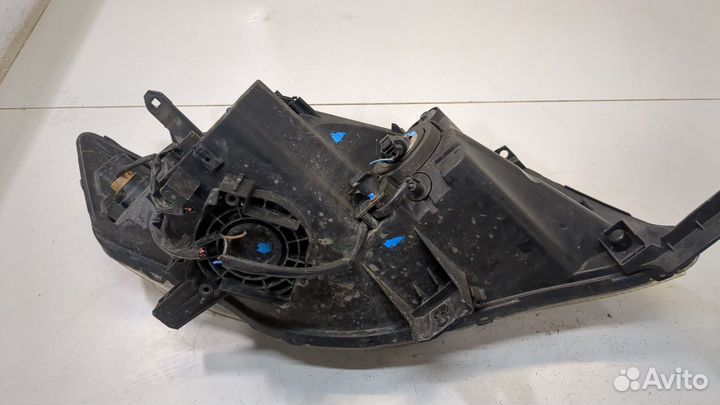 Фара (передняя) Mitsubishi Outlander XL, 2009