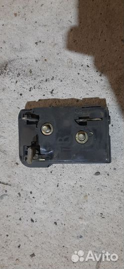 Замок двери левый, правый задний passat b3