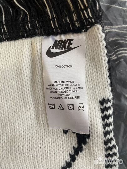 Шарф Nike swoosh