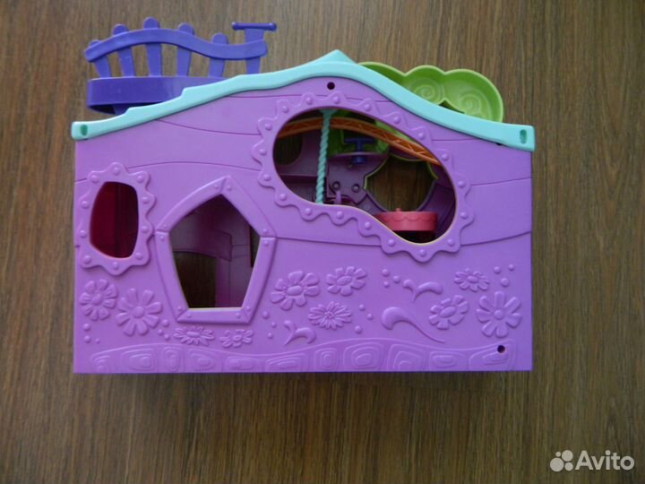 Дом из коллекции Littlest Pet Shop