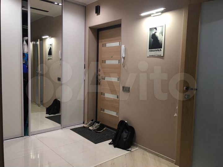 2-к. квартира, 64 м², 17/19 эт.