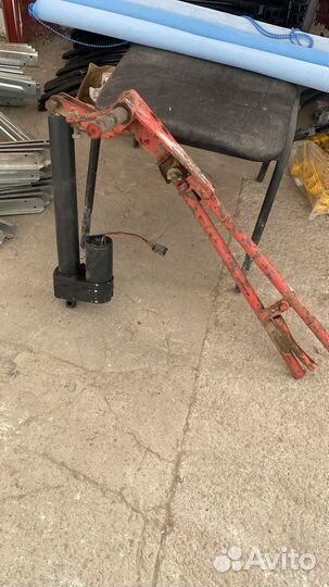 Вязальный аппарат для рулонного пресс подборщика