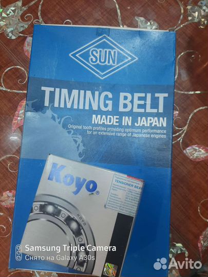 Ремень грм и ролик натяжителя