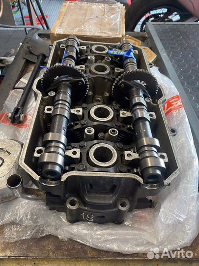Головка двигателя Honda CB1000 1998 год