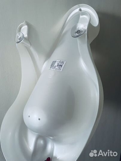 Горка для купания новорожденного и градусник