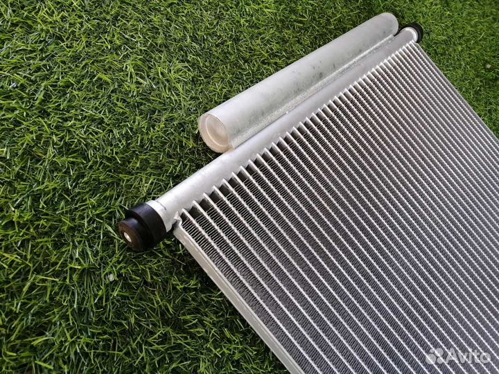 Радиатор кондиционера Honda Vezel RU 2020