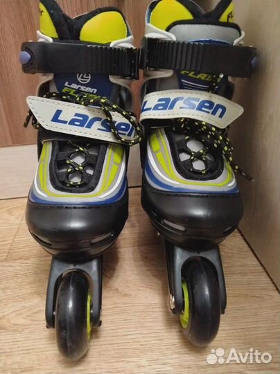Роликовые коньки детские Larsen Flash, размер26-29