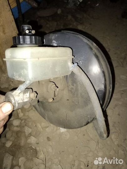 Вакуум тормозной Bmw 5-Series E34