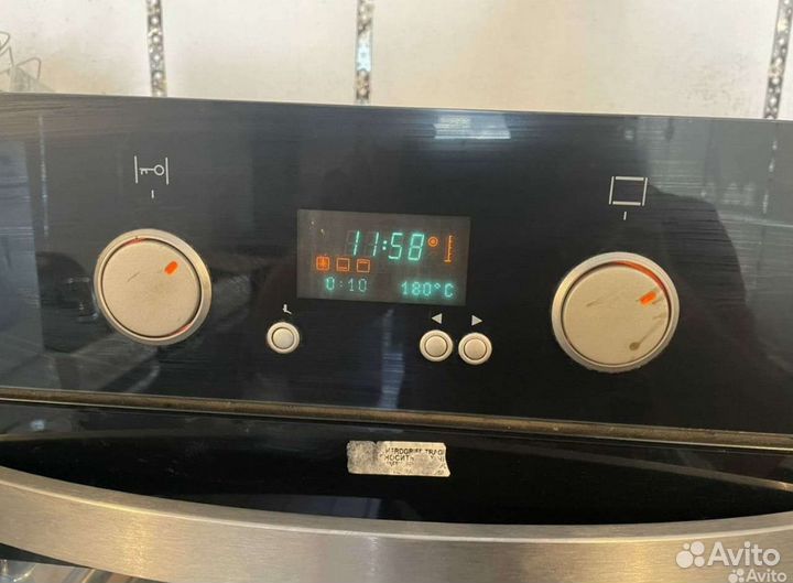 Духовой шкаф