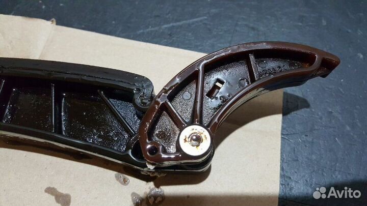 Планка успокоителя цепи грм Porsche Cayenne 957