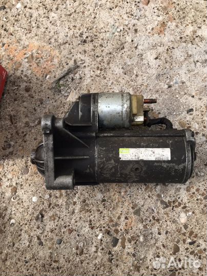 Стартер на Виваро,Траф,Лагуна,на двигатель f9q