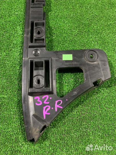 Кронштейн заднего бампера правый Volkswagen Passat