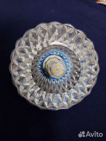 Светильник точечный