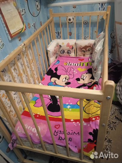 Детская кроватка