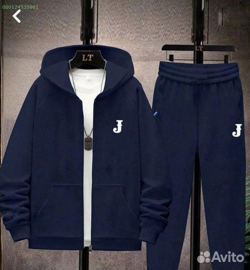 Спортивный костюм