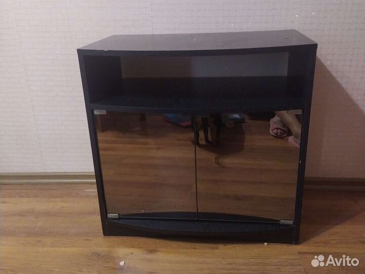 Тумба под телевизор