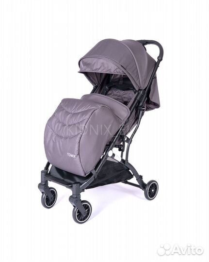 Коляска прогулочная новая