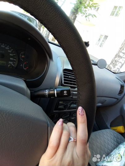 Оплетка на руль с чёрной ниткой, кожа