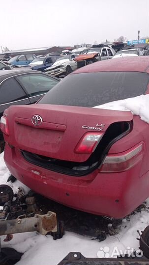 В разборе Тоета Камри V40 V30