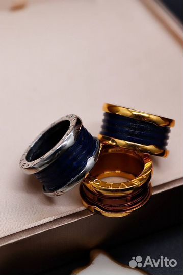 Золотое кольцо bvlgari