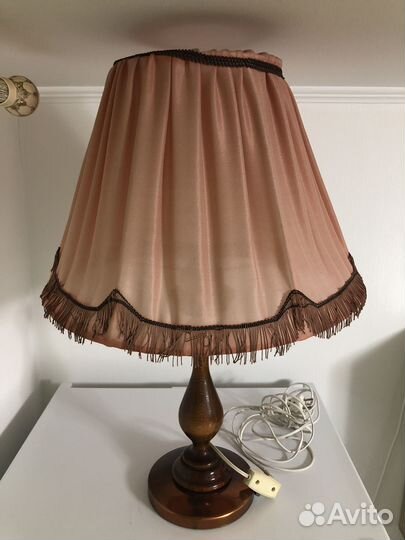 Лампа настольная