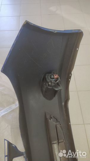 Продаю передний бампер для Subaru Impreza 2007-11