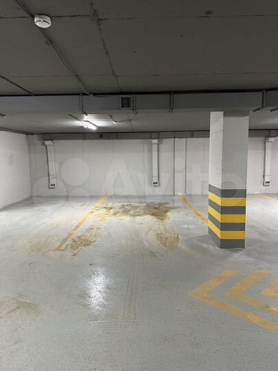 Машиноместо, 20 м²