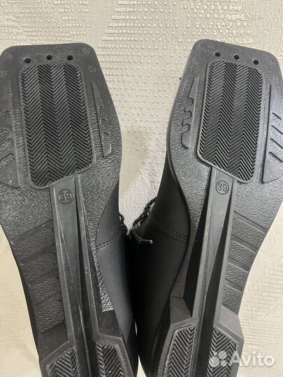 Лыжные ботинки Nordway новые 39 размер