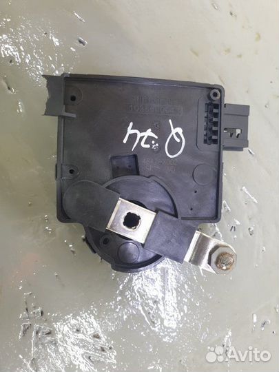 Блок управления зарядом аккумулятора Audi Q7 4LB