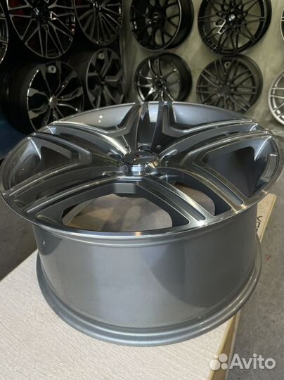 R21 на Mercedes G-class 5x130 новые диски