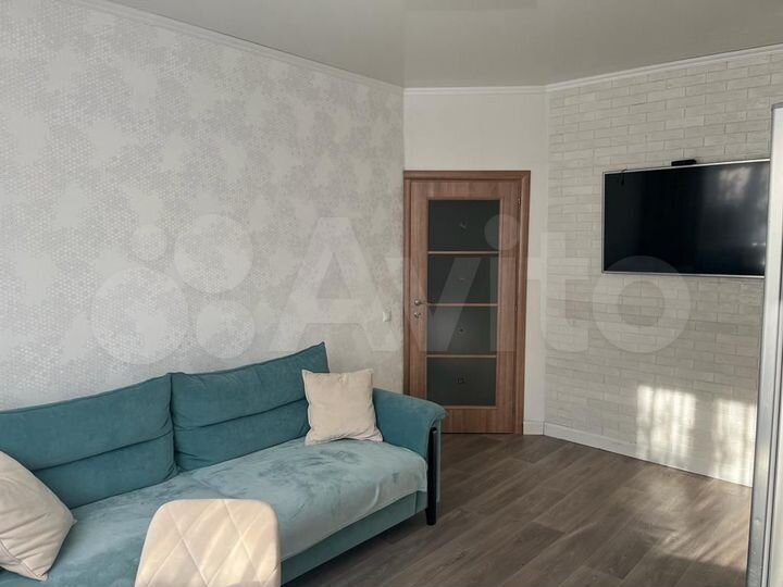 2-к. квартира, 52 м², 2/5 эт.