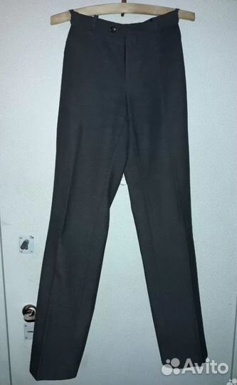 Школьная форма (жилетка+брюки)