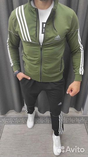 Спортивные костюмы Adidas