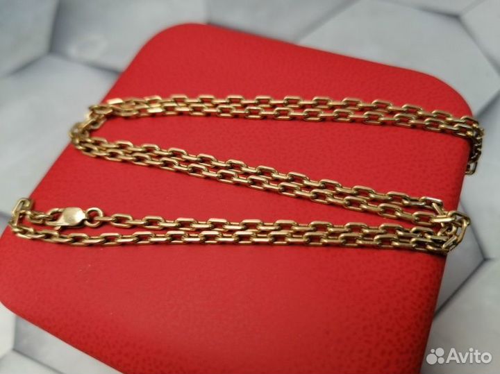 Золотая цепь 750 пробы массой 10.8 грамма(50 см)