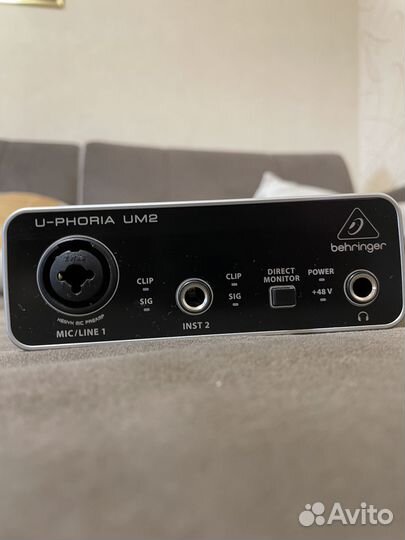 Звуковая карта behringer u- phoria um2