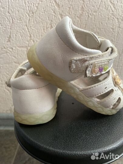 Сандалии для девочки 22 размер