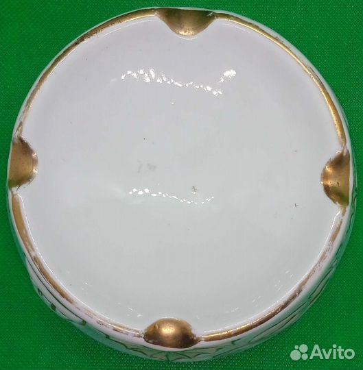 Пепельница фарфоровая 