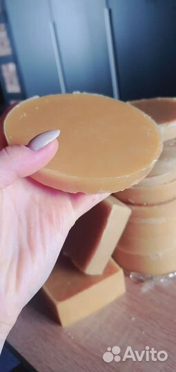 Воск пчелиный без примесей для свечей косметики