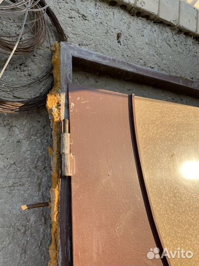 Дверь входная металлическая уличная