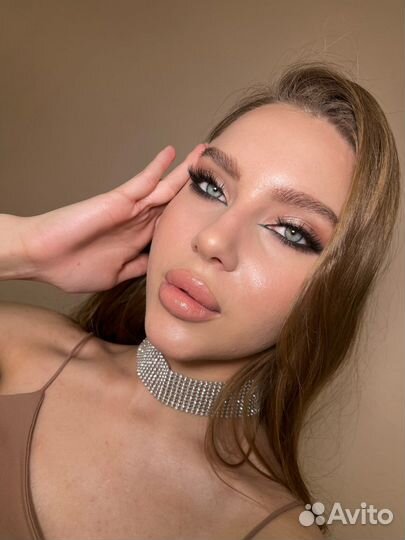 Макияж визажист причёска локоны укладка