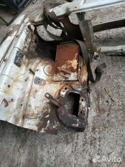 Передняя панель,телевизор Газ 3110