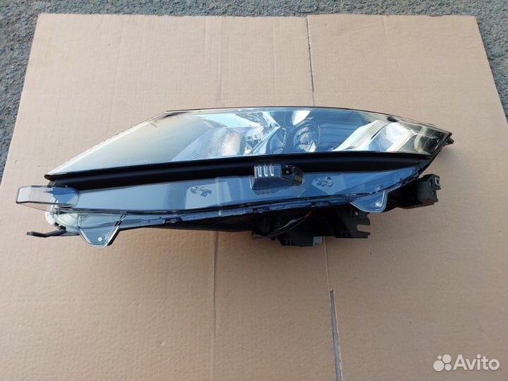 Фара левая передняя левая Mitsubishi L200