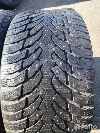 Nokian Tyres Hakkapeliitta 9 SUV 295/40 R21