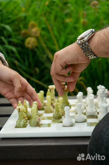 Шахматы из натурального камня