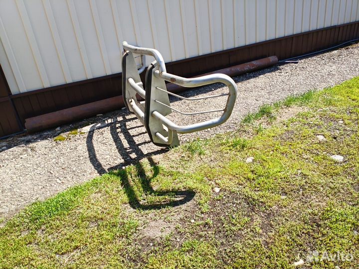 Кенгурятник на ниву