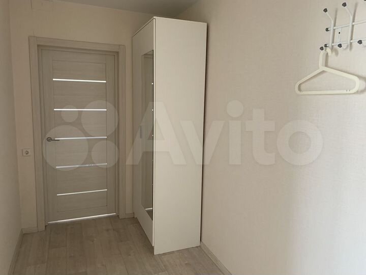 2-к. квартира, 55 м², 8/10 эт.